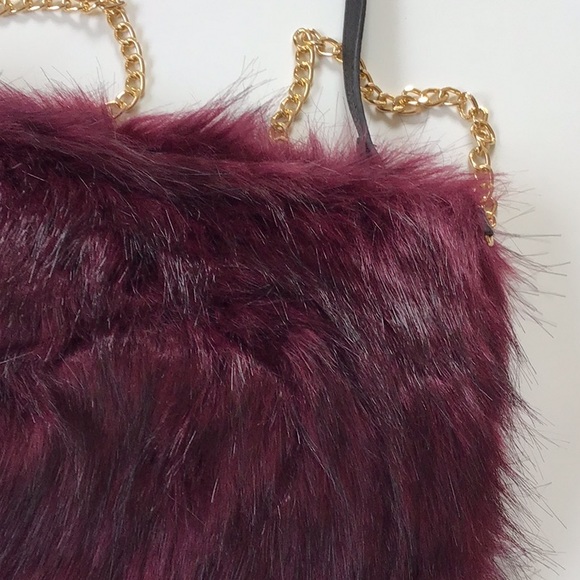 Faux Fur Purple purse crossbody NWT - Picture 5 of 6